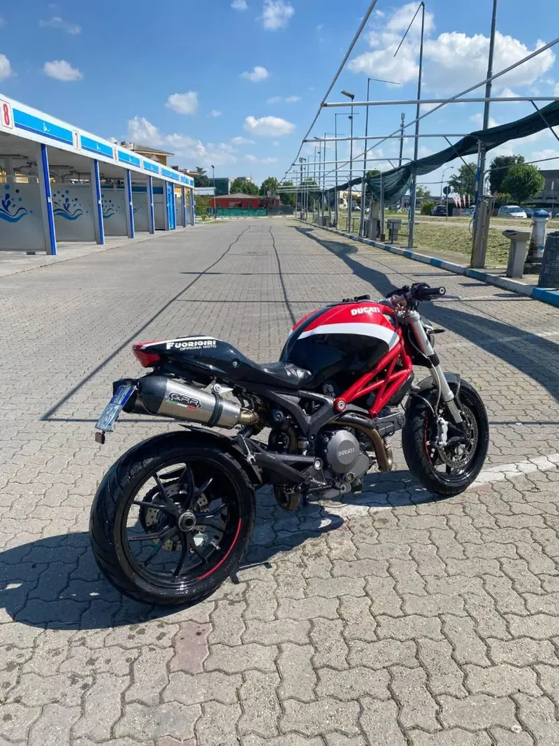 Ducati Monster 796 (2010 - 13) (3)