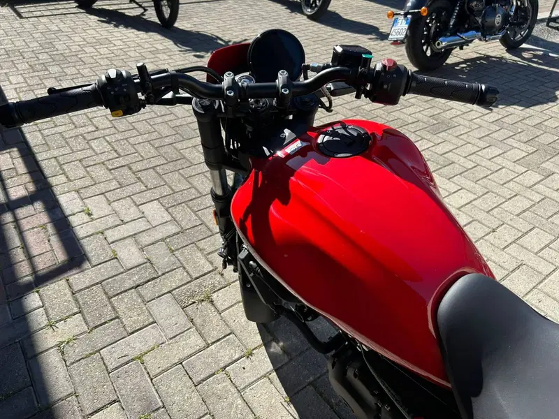 Royal Enfield Guerrilla 450 (2024 - 26) (13)