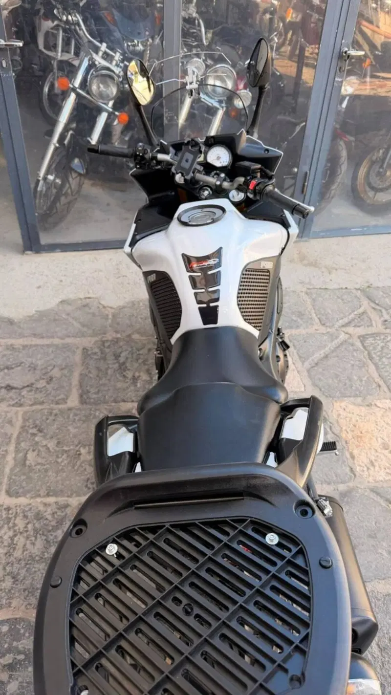 Yamaha Fazer 8 (2010 - 16) (10)