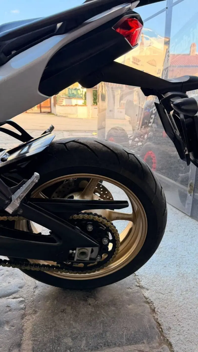 Yamaha Fazer 8 (2010 - 16) (13)