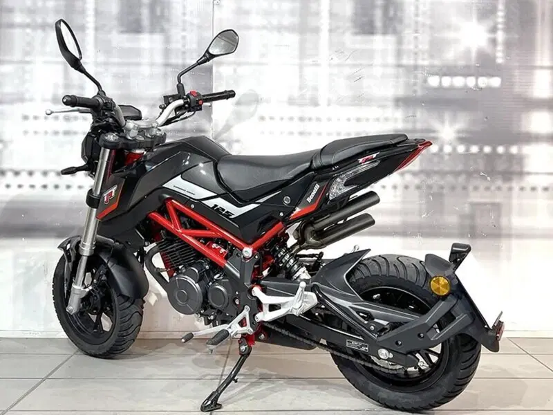 Benelli Tornado Naked T 125 (2017 - 20) (2)