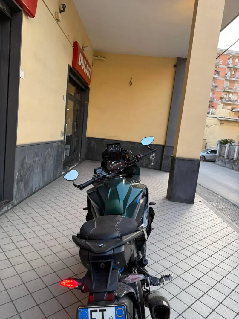 Bmw M 1000 XR (2024 - 26) (6)