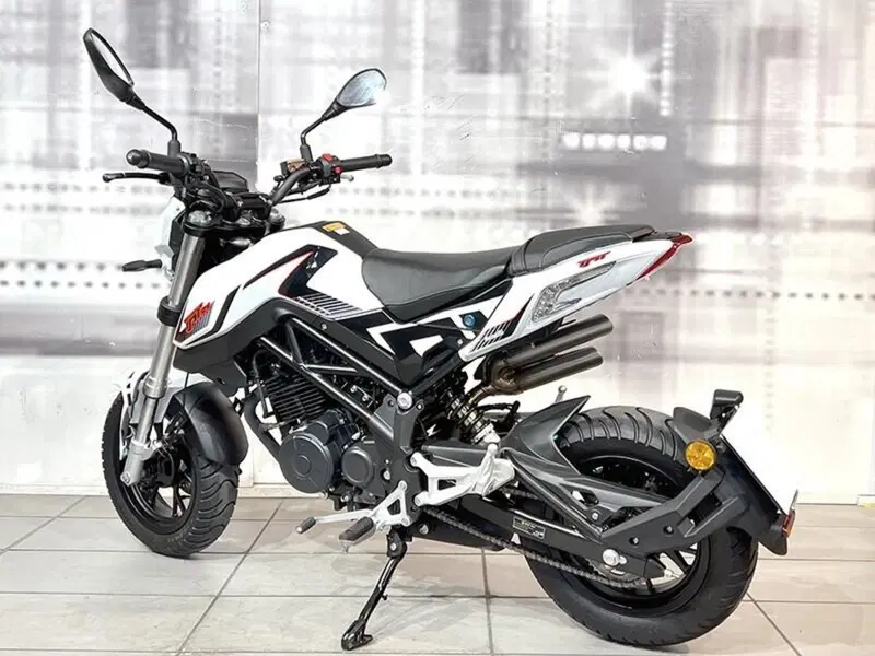 Benelli Tornado Naked T 125 (2022 - 25) (2)