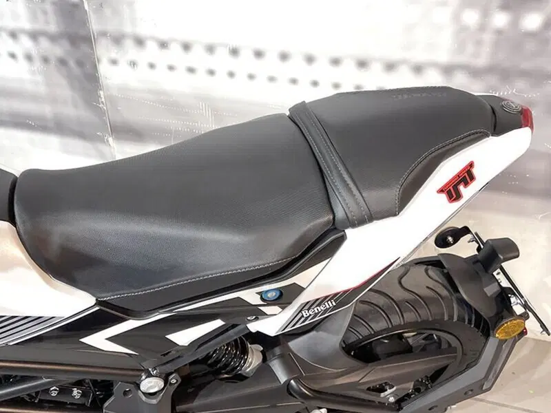 Benelli Tornado Naked T 125 (2022 - 25) (4)