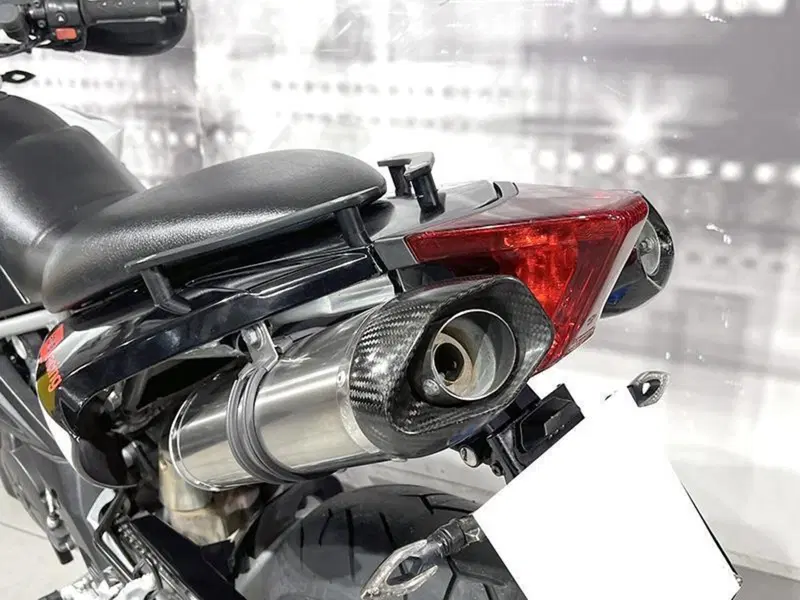 Aprilia Dorsoduro 750 (2009 - 14) (5)