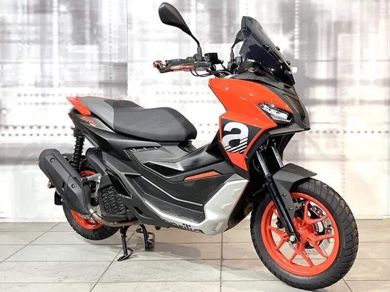 Aprilia SR GT 200 (2022 - 24)