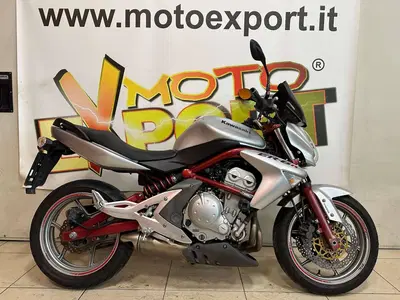 Kawasaki ER-6N (2006 - 09) usata