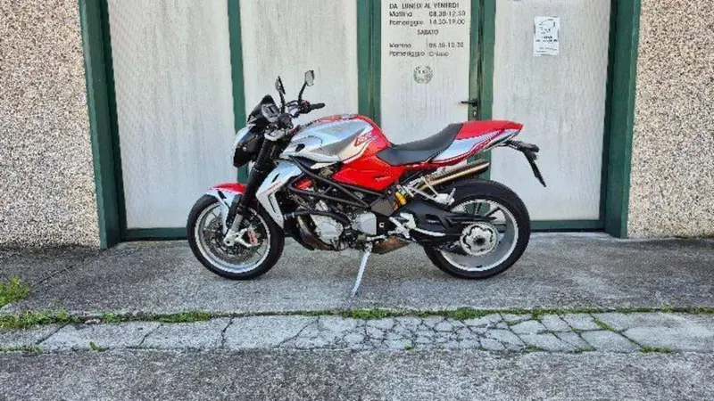 MV Agusta Brutale 1090 RR (2009 - 15) (4)