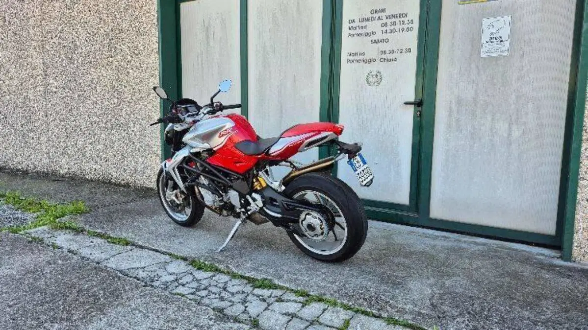 MV Agusta Brutale 1090 RR (2009 - 15) (5)