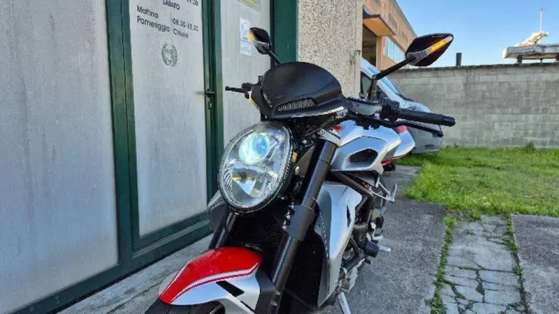 MV Agusta Brutale 1090 RR (2009 - 15) (10)
