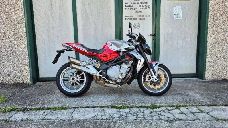 MV Agusta Brutale 1090 RR (2009 - 15) (2)
