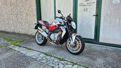 MV Agusta Brutale 1090 RR (2009 - 15) usata
