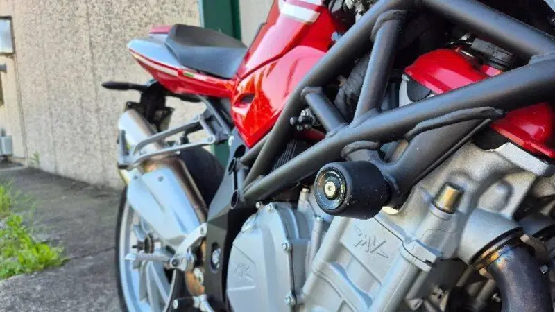 MV Agusta Brutale 1090 RR (2009 - 15) (11)
