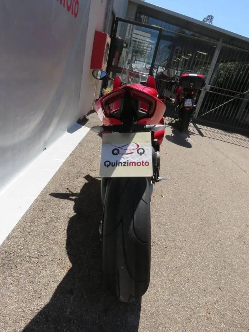 Ducati Panigale V4 S (2022 - 24) (4)