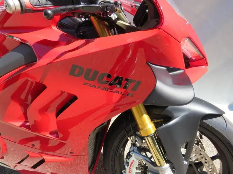 Ducati Panigale V4 S (2022 - 24) (10)