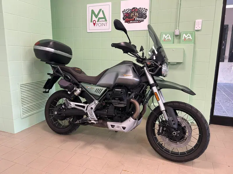 Moto Guzzi V85 TT Centenario (2021 - 22)