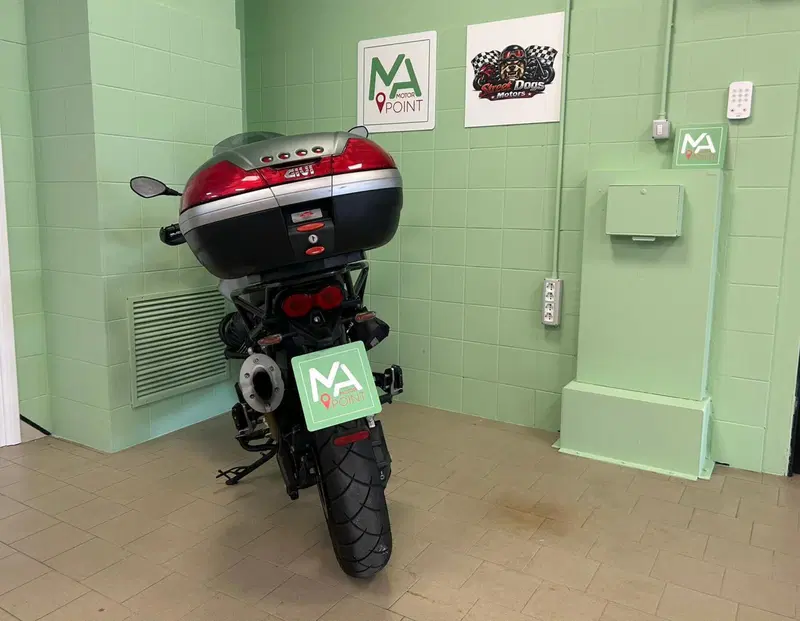 Moto Guzzi V85 TT Centenario (2021 - 22) (5)