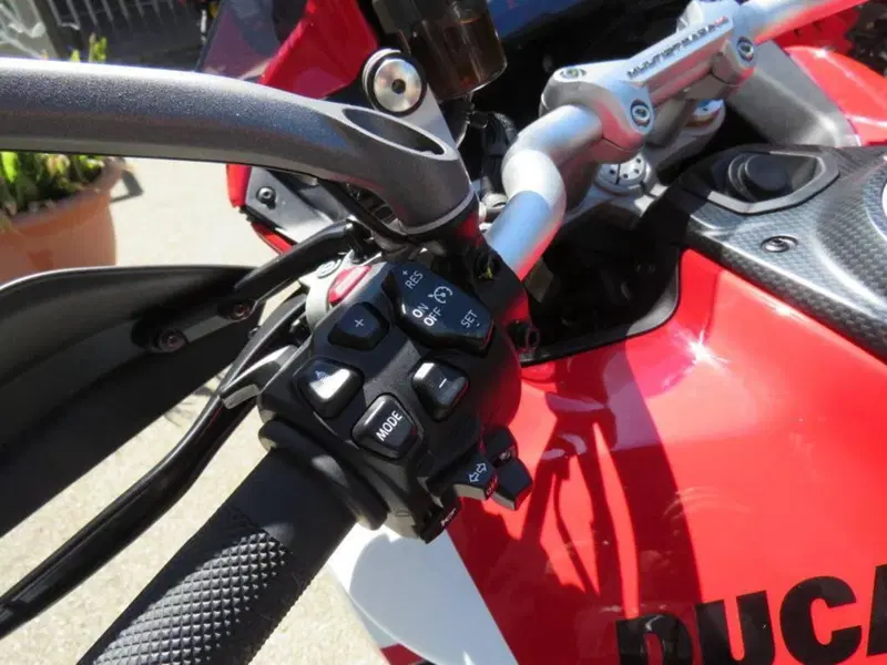 Ducati Multistrada V4 Pikes Peak (2021 - 24) (14)