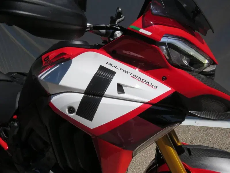 Ducati Multistrada V4 Pikes Peak (2021 - 24) (17)