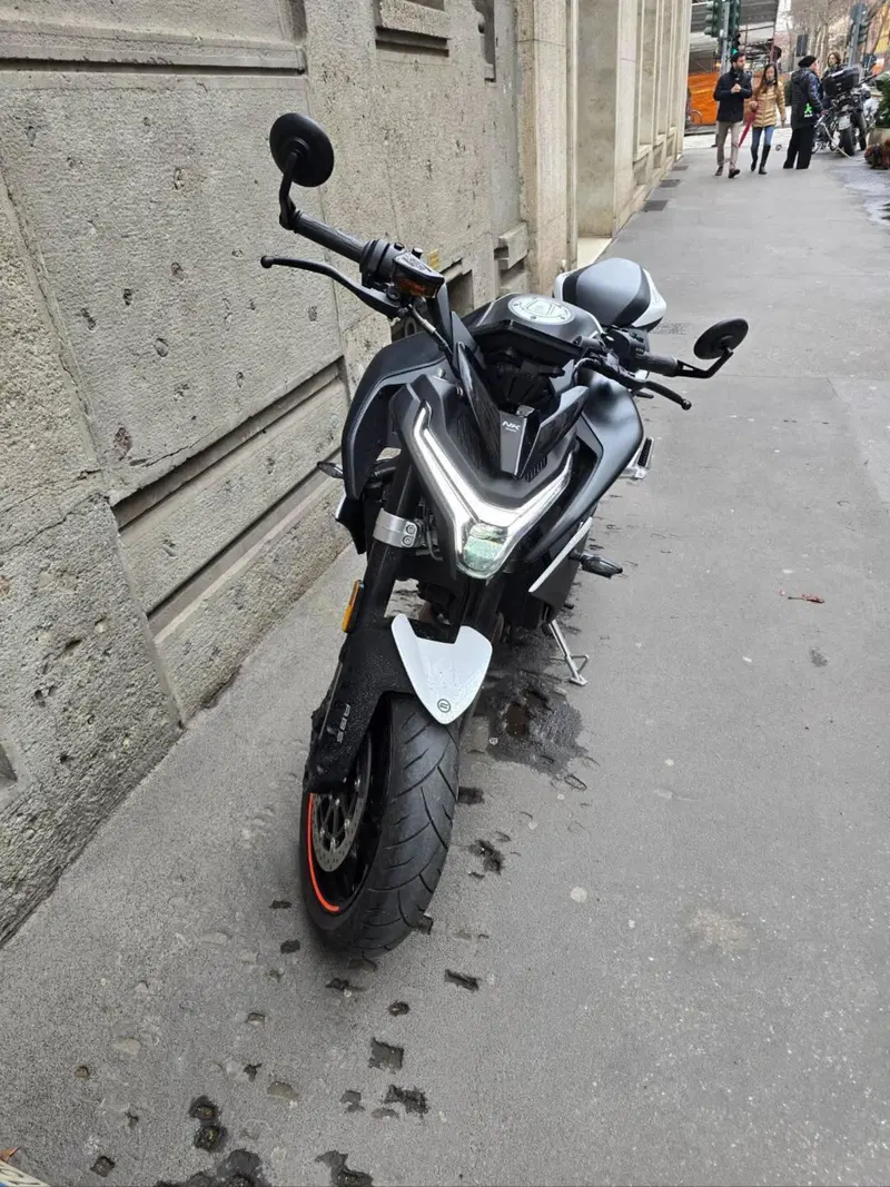 CFMOTO 800NK Advanced (2023 - 26) (6)