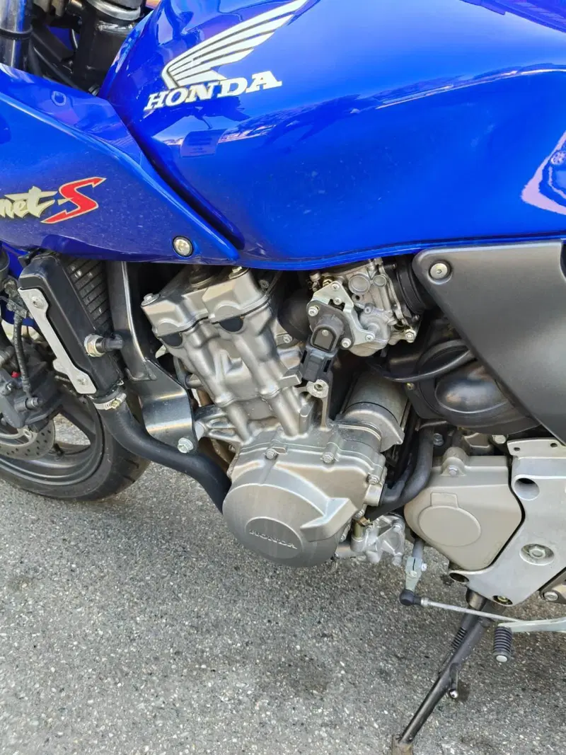 Honda Hornet 600 S (1999 - 01) (4)