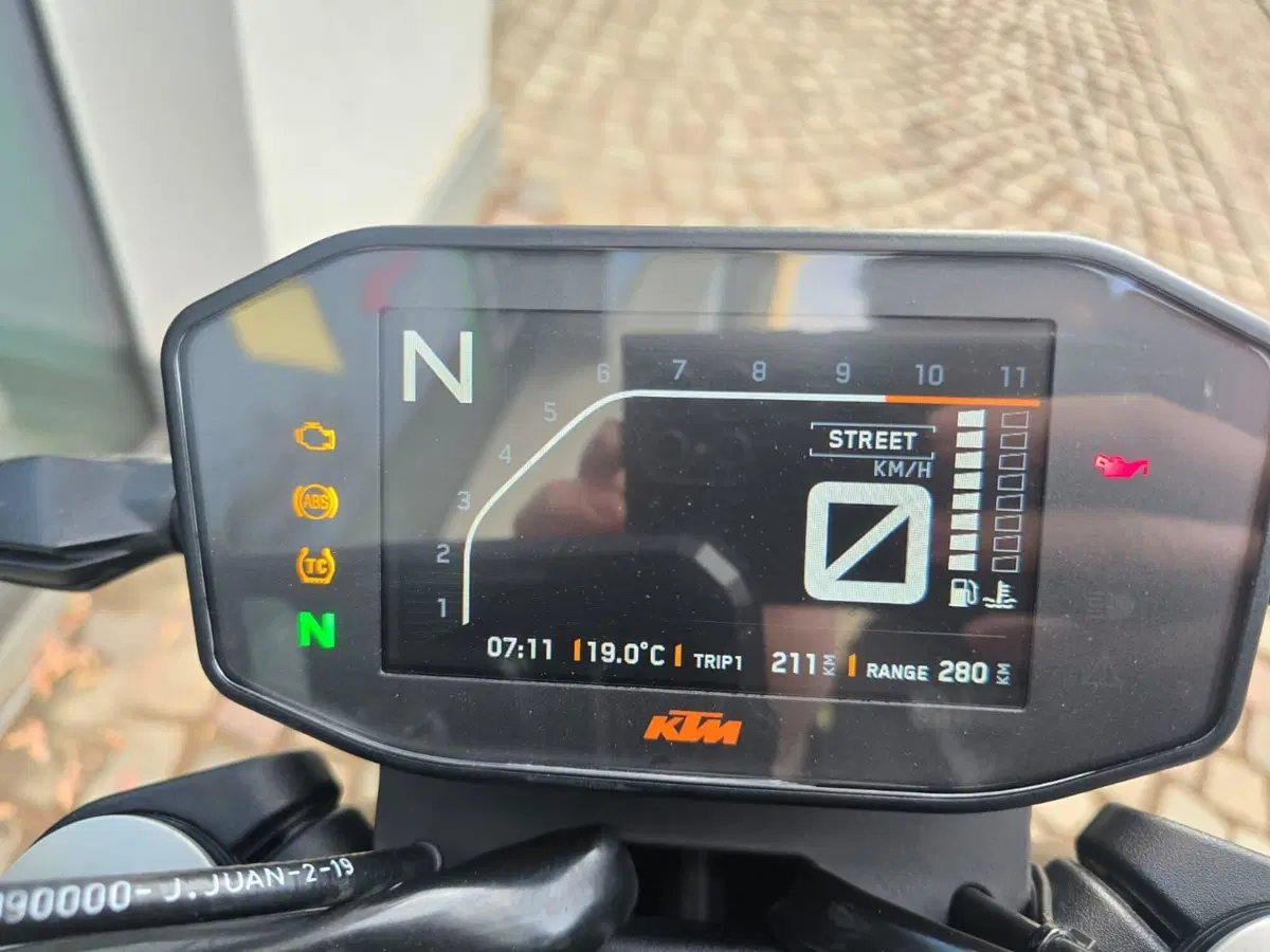 KTM 790 Duke L (2019 - 20) (5)