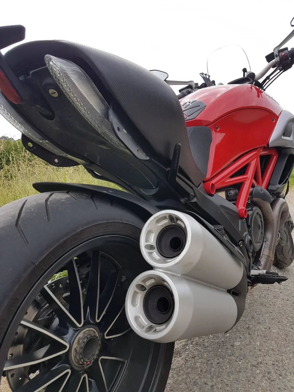 Ducati Diavel 1200 (2010 - 13) (2)