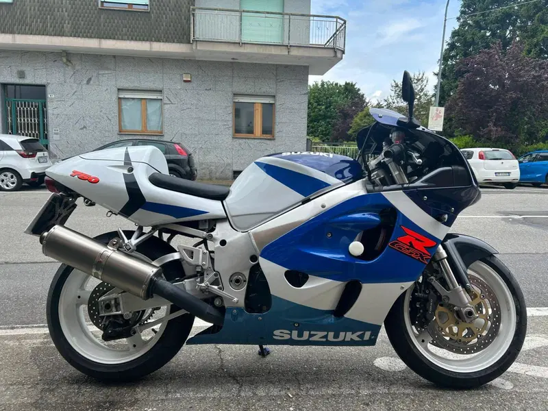 Suzuki GSX R 750 (1999 - 03) (2)