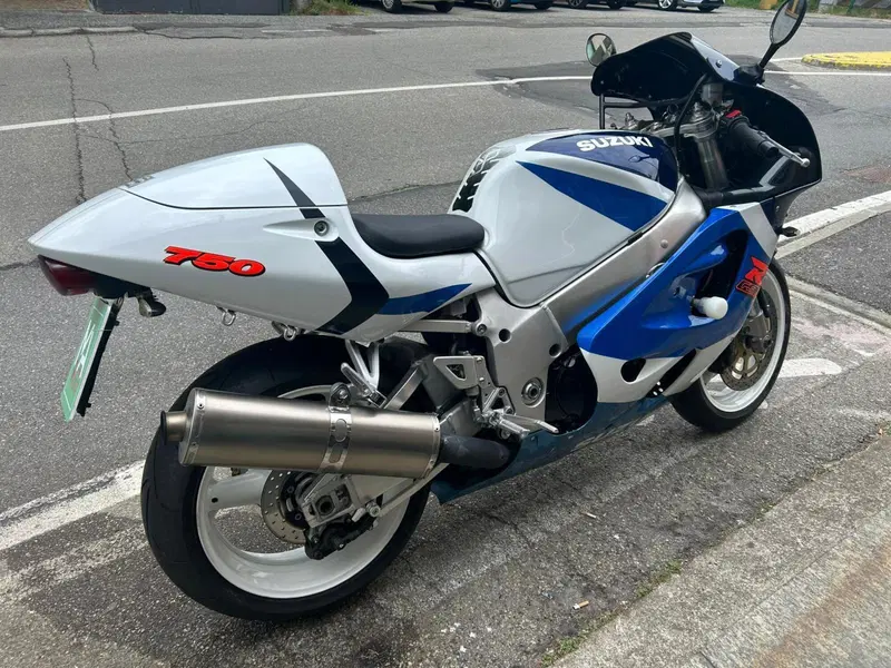 Suzuki GSX R 750 (1999 - 03) (3)