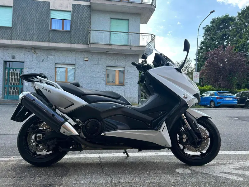 Yamaha T-Max 530 ABS (2015 - 17) (2)