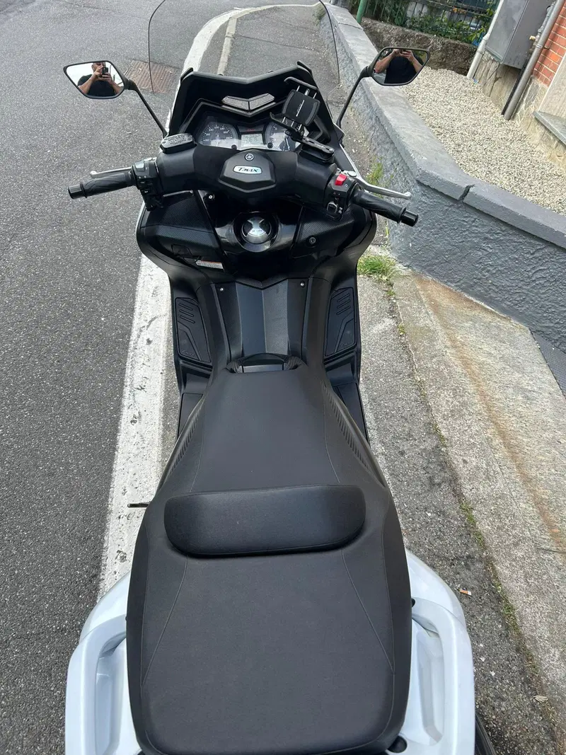 Yamaha T-Max 530 ABS (2015 - 17) (5)