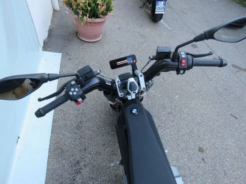 Bmw CE 02 AM (2024 - 26) (16)