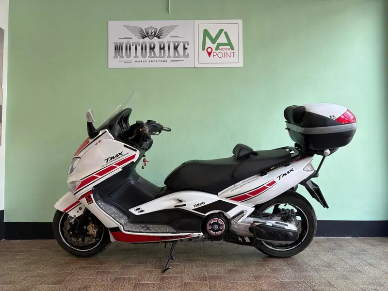 Yamaha T-Max 500 (2004 - 07) (3)
