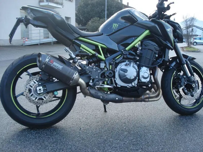 Kawasaki Z 900 Performance (2019) (2)