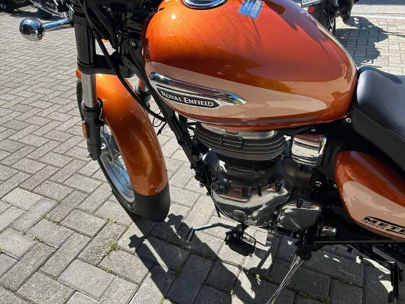 Royal Enfield Meteor 350 (2021 - 26) (11)