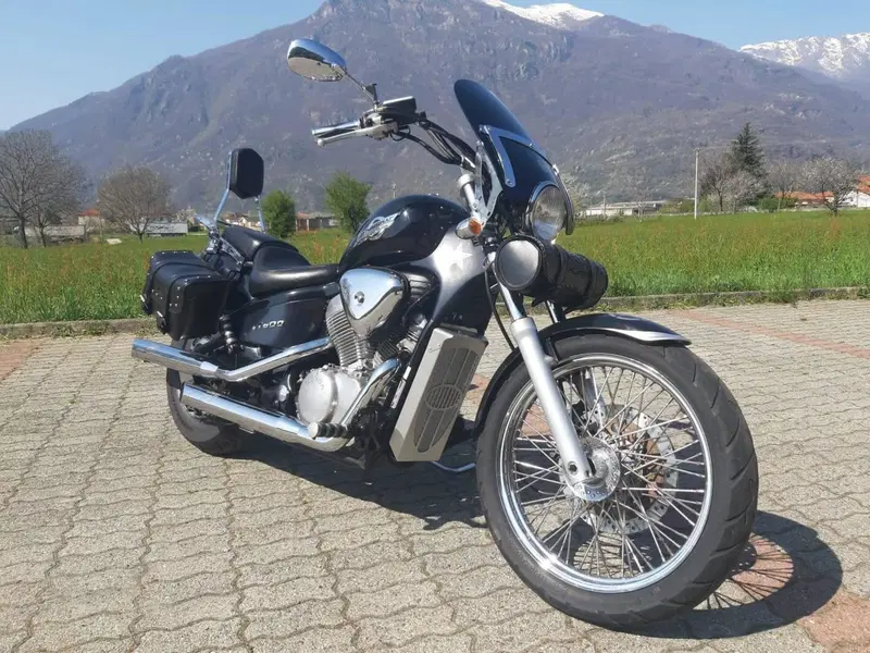 Honda VT 600 C Shadow (1989 - 02) (5)