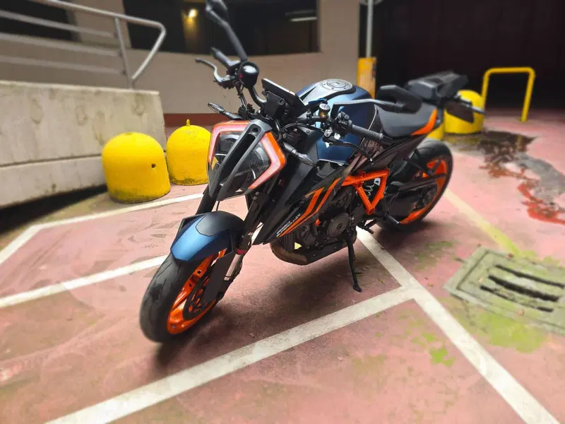 KTM 1290 Super Duke R (2022 - 23) (3)