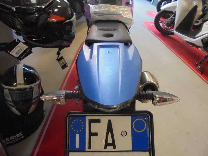 Fantic Motor Motard 125 Performance 4t (2020) (3)