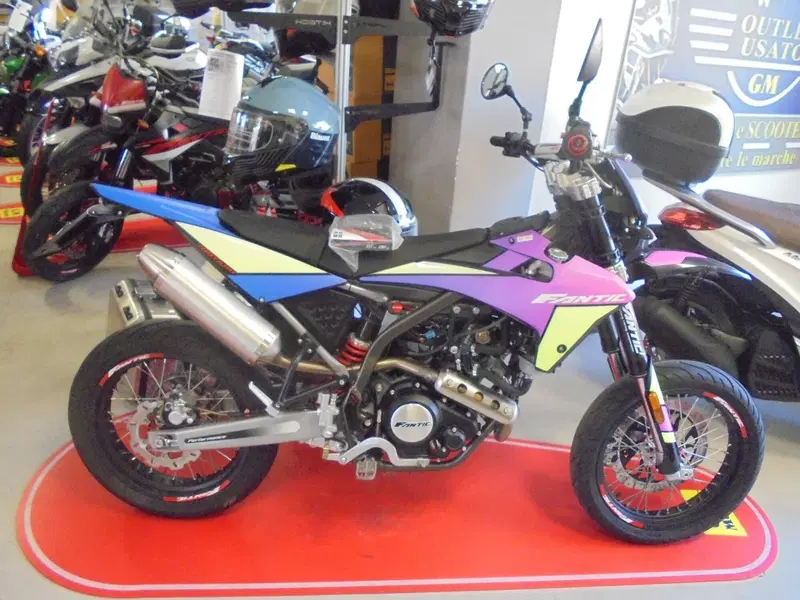 Fantic Motor Motard 125 Performance 4t (2020)