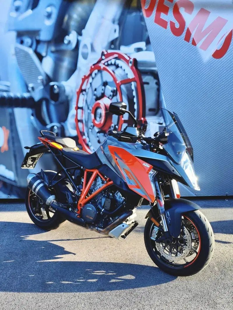 KTM 1290 Super Duke GT ABS (2016 - 18) (7)