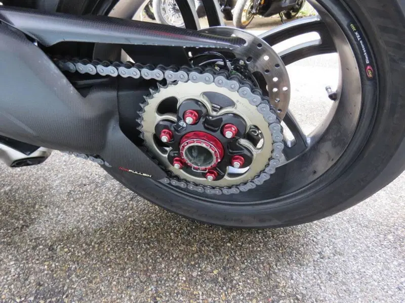 Ducati Streetfighter V4 (2023 - 24) (17)