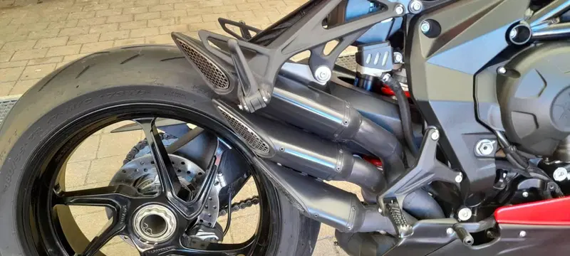 MV Agusta Corse scarico trio ceramicato