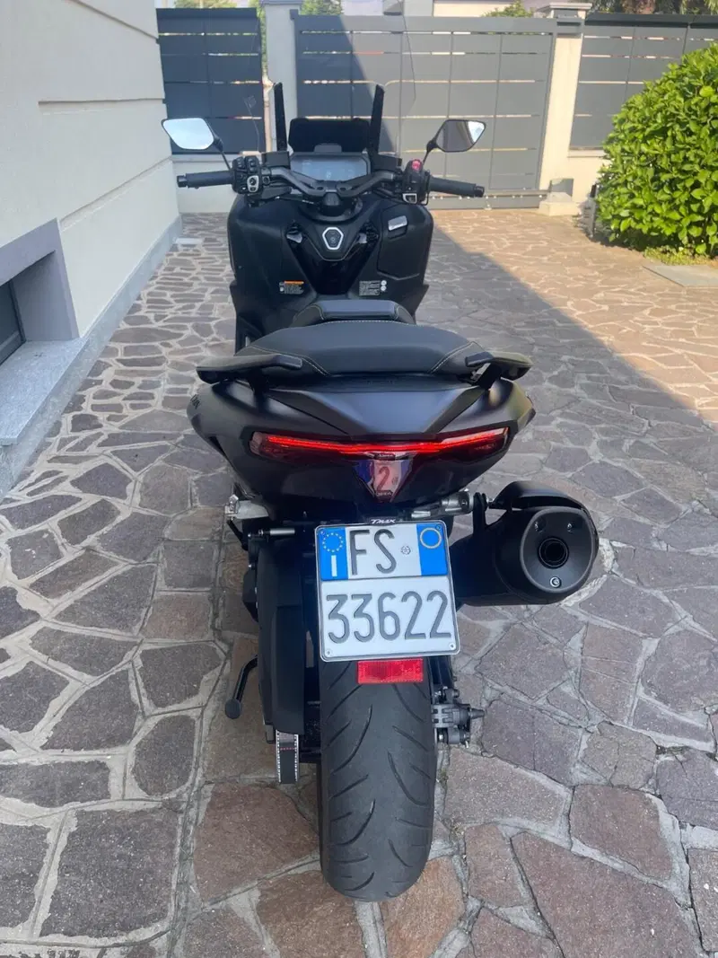 Yamaha T-Max 560 Tech Max (2025 - 26) (6)