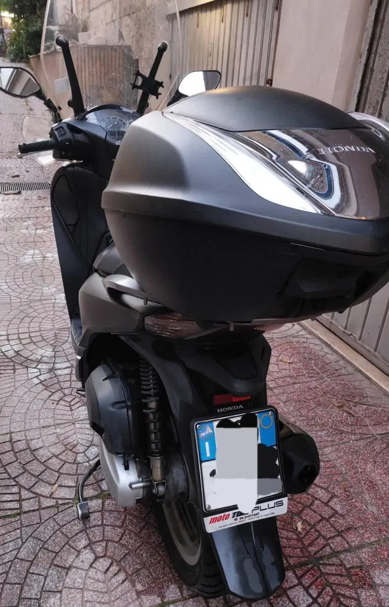 Honda SH 150i (2017 - 19) (2)