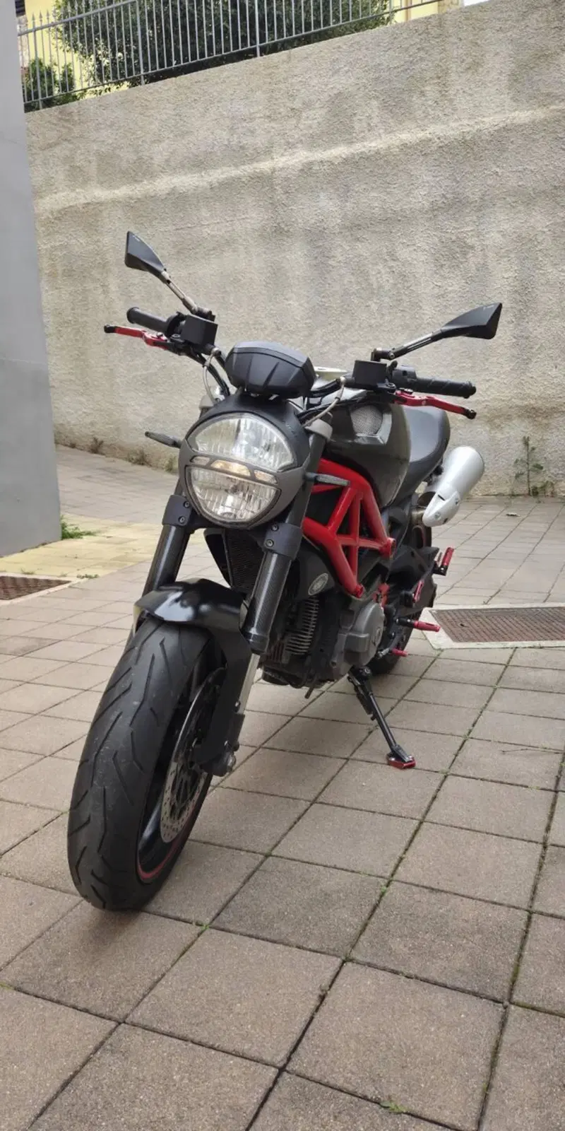 Ducati Monster 696 Plus (2007 - 14) (5)