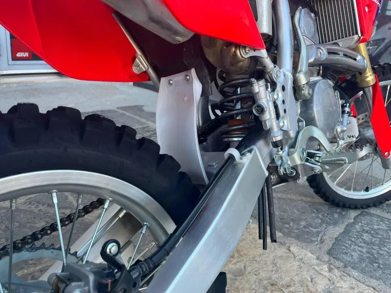 Honda CRF 150RB (2025) (7)