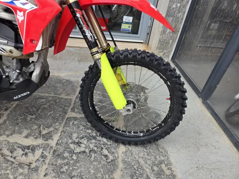 Honda CRF 250R (2014) (4)