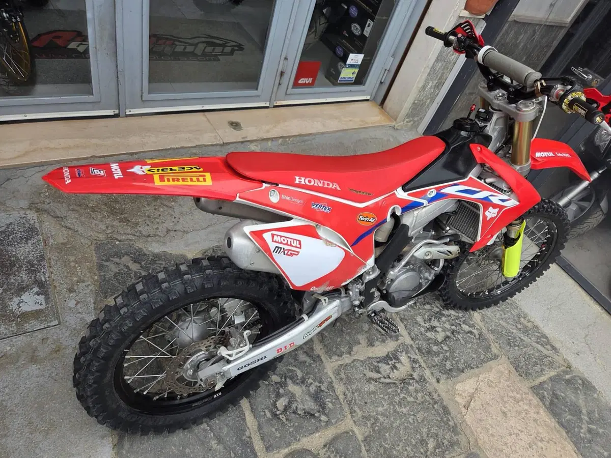 Honda CRF 250R (2014) (5)