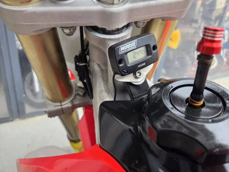 Honda CRF 250R (2014) (10)
