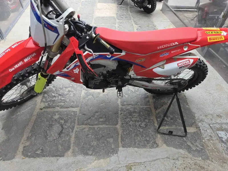 Honda CRF 250R (2014) (7)